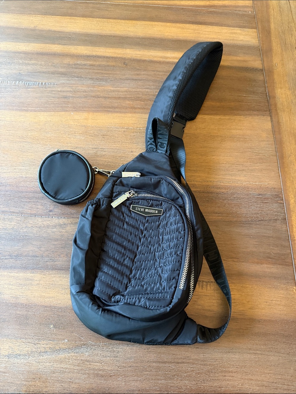 Steve Madden Black Quilted Sling Crossbody Bag - NWOT - Picture 4 of 14
